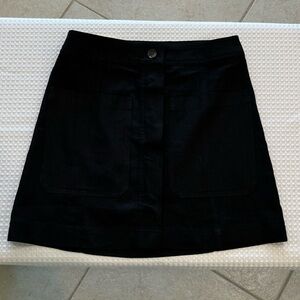 NWT Banana Republic Black Mini Skirt Classic Style (1-028)